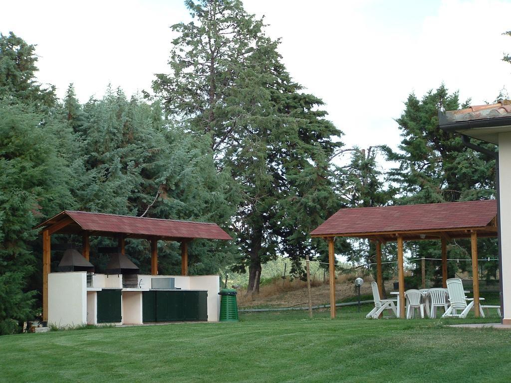 Agriturismo Valle Martina Saturnia Exterior foto